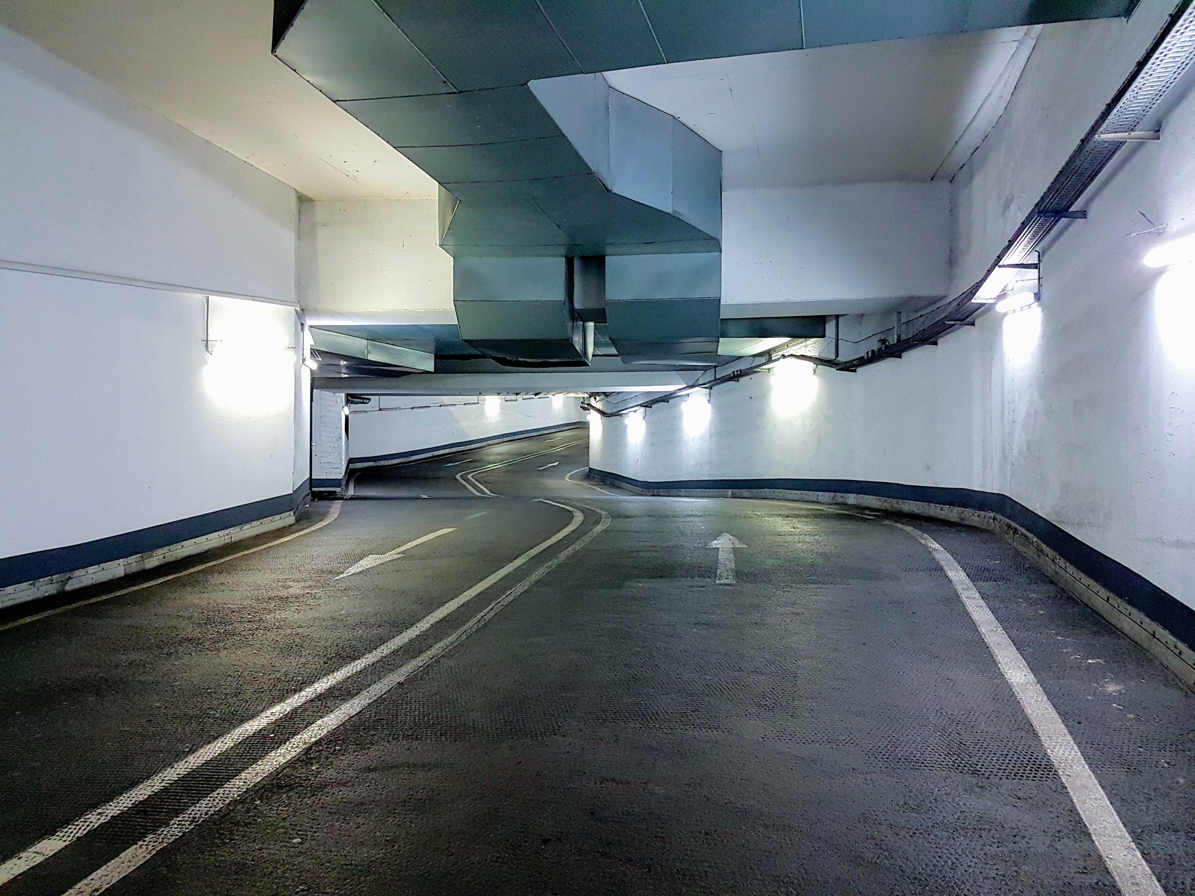 Optimally illuminated garage: Safety & aesthetics combined